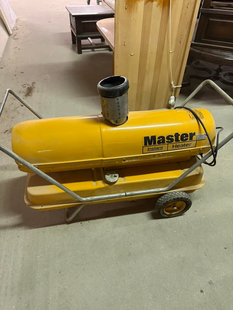Diesel heteluchtkanon Master – bouwkachel / heater (mobiel), 30 tot 80 cm, Gebruikt, Kachel, Ophalen of Verzenden