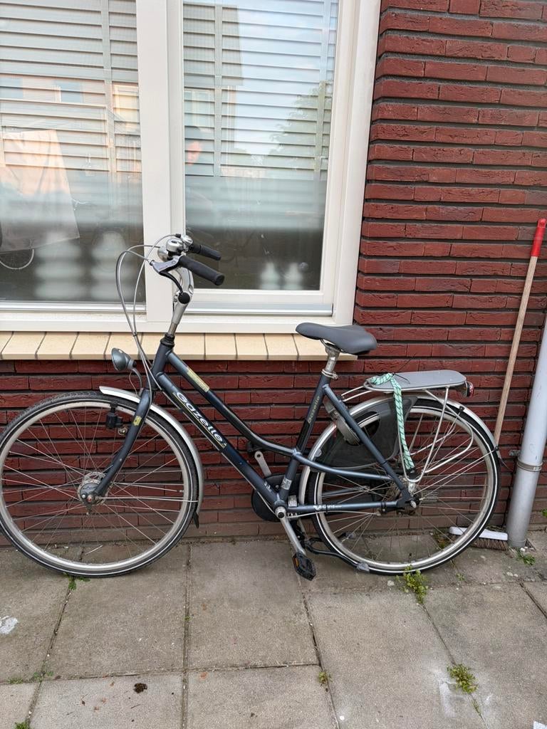 Gazelle fiets 28 inch, Fietsen en Brommers, Fietsen | Dames | Damesfietsen, Ophalen of Verzenden, Gebruikt, Gazelle, Versnellingen