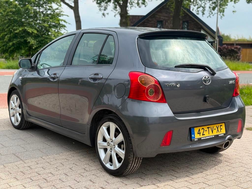 Toyota Yaris 1.8 VVTi TS Airco Cruise NAP Onderhouden, Voorwielaandrijving, Gebruikt, 4 cilinders, 133 pk