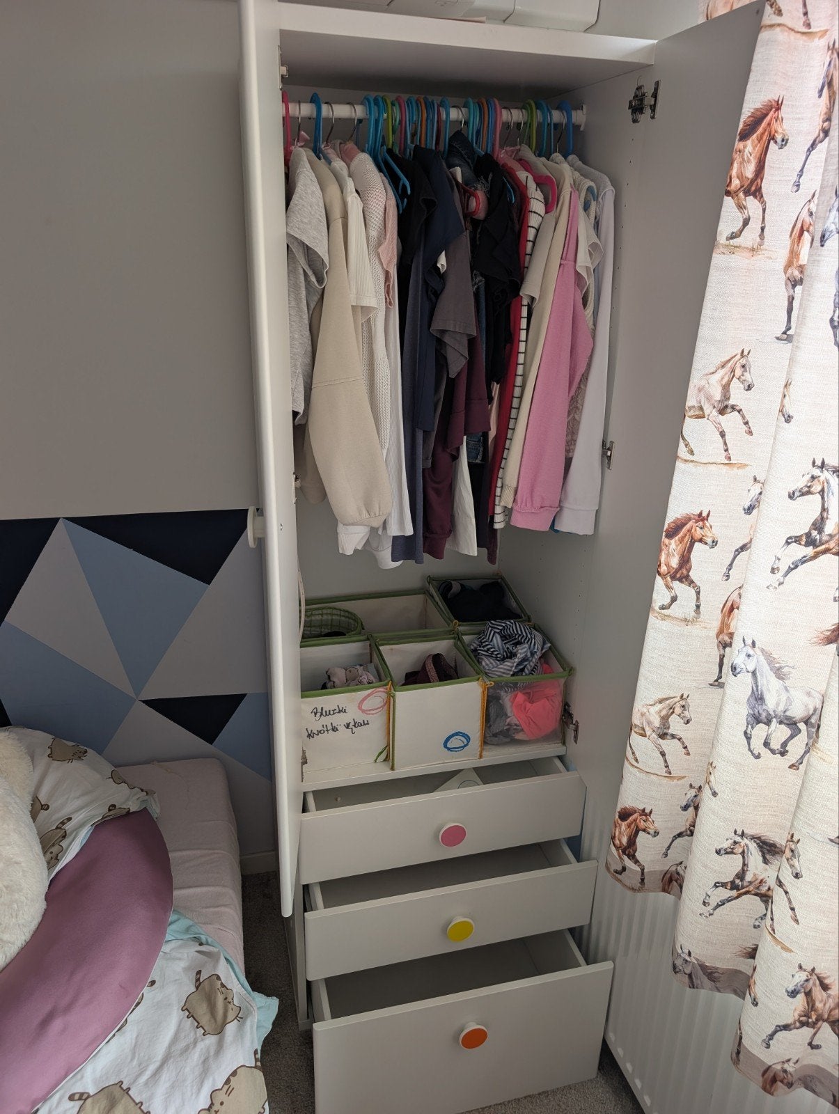 Ruime kinderkledingkast met 3 lades - 192x60x51 Hilversum, Kinderen en Baby's, Kinderkamer | Commodes en Kasten, Gebruikt, 50 tot 70 cm