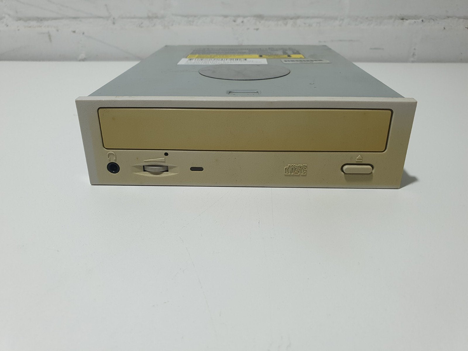 Compaq / Liteon LTN-485 – Retro CD-ROM Drive 48x, Computers en Software, Optische drives, Intern, ., Ophalen of Verzenden, Zo goed als nieuw