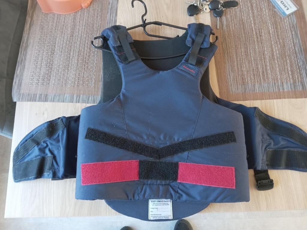 Bodyprotector, Dieren en Toebehoren, Ophalen, Zo goed als nieuw