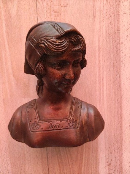 (251) Beeld vrouwen buste gesigneerd, Verzenden, Buste, Vrouw