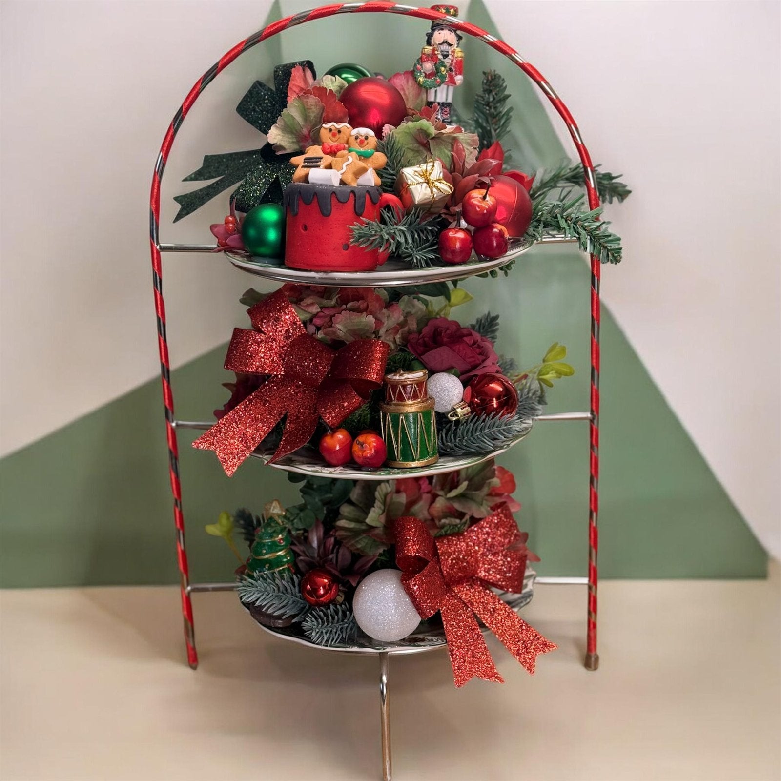 Etagère opgemaakt met zijden kerst tafereel, Ophalen, Insta frans idzes, Nieuw, Fransidzesflowercreations