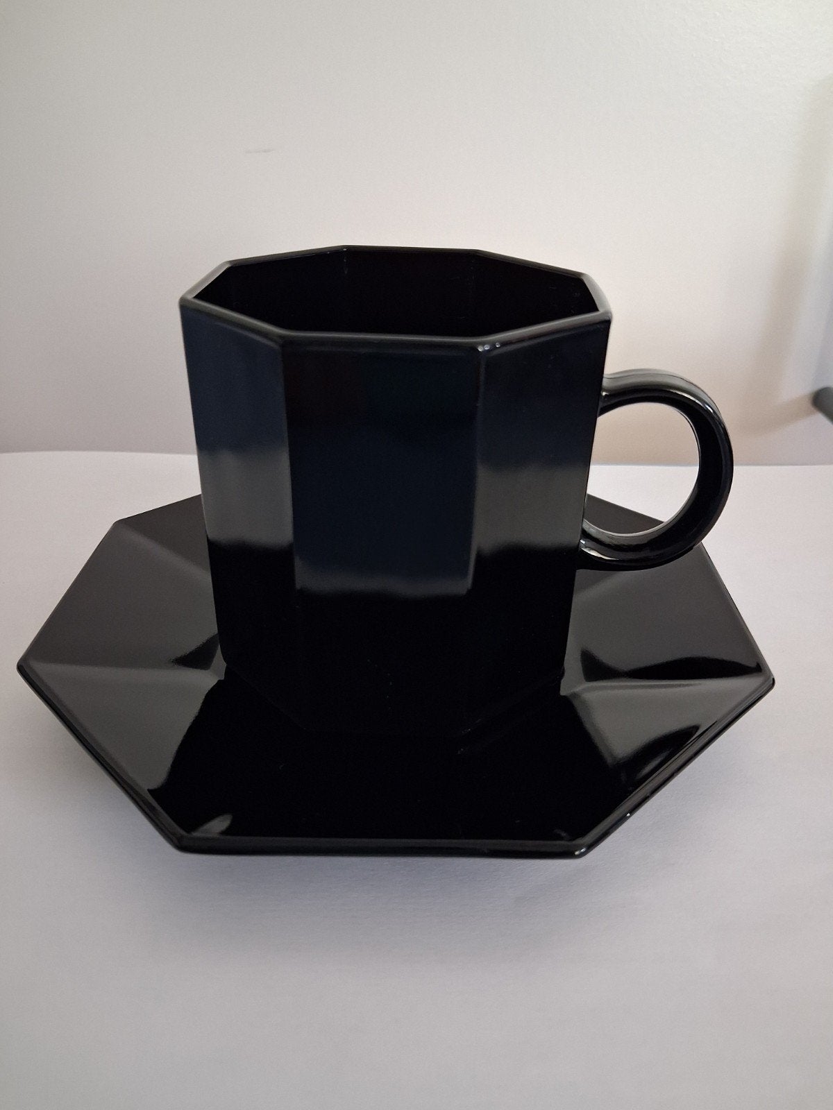 ARCOROC OCTIME - 5 kop en schotels -  van gehard zwart glas, Ophalen of Verzenden
