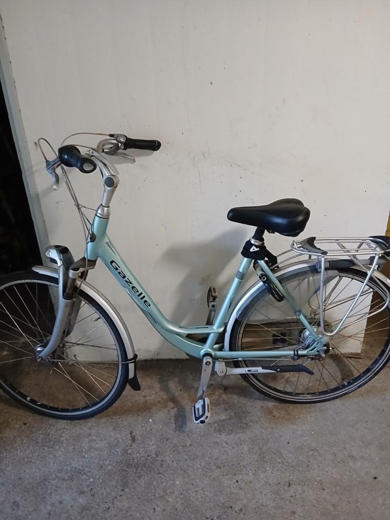 Gazelle damesfiets met lage instap en versnellingen, Gebruikt, Velgrem, Versnellingen, Ophalen of Verzenden