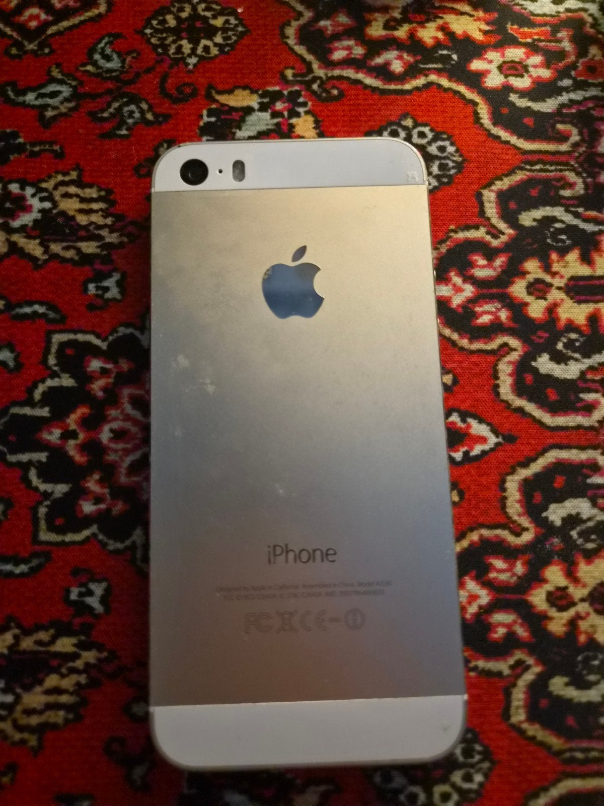 iPhone 5S voor onderdelen, Telecommunicatie, Mobiele telefoons | Apple iPhone, Ophalen of Verzenden, Niet werkend, Zilver, IPhone 5S