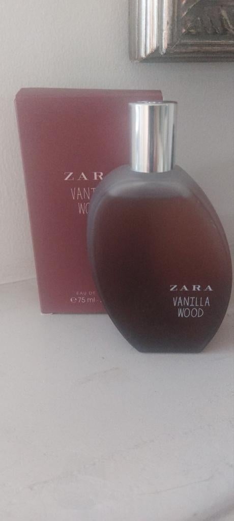 Zara Vanilla Wood Eau de Parfum, Ophalen of Verzenden, Zo goed als nieuw