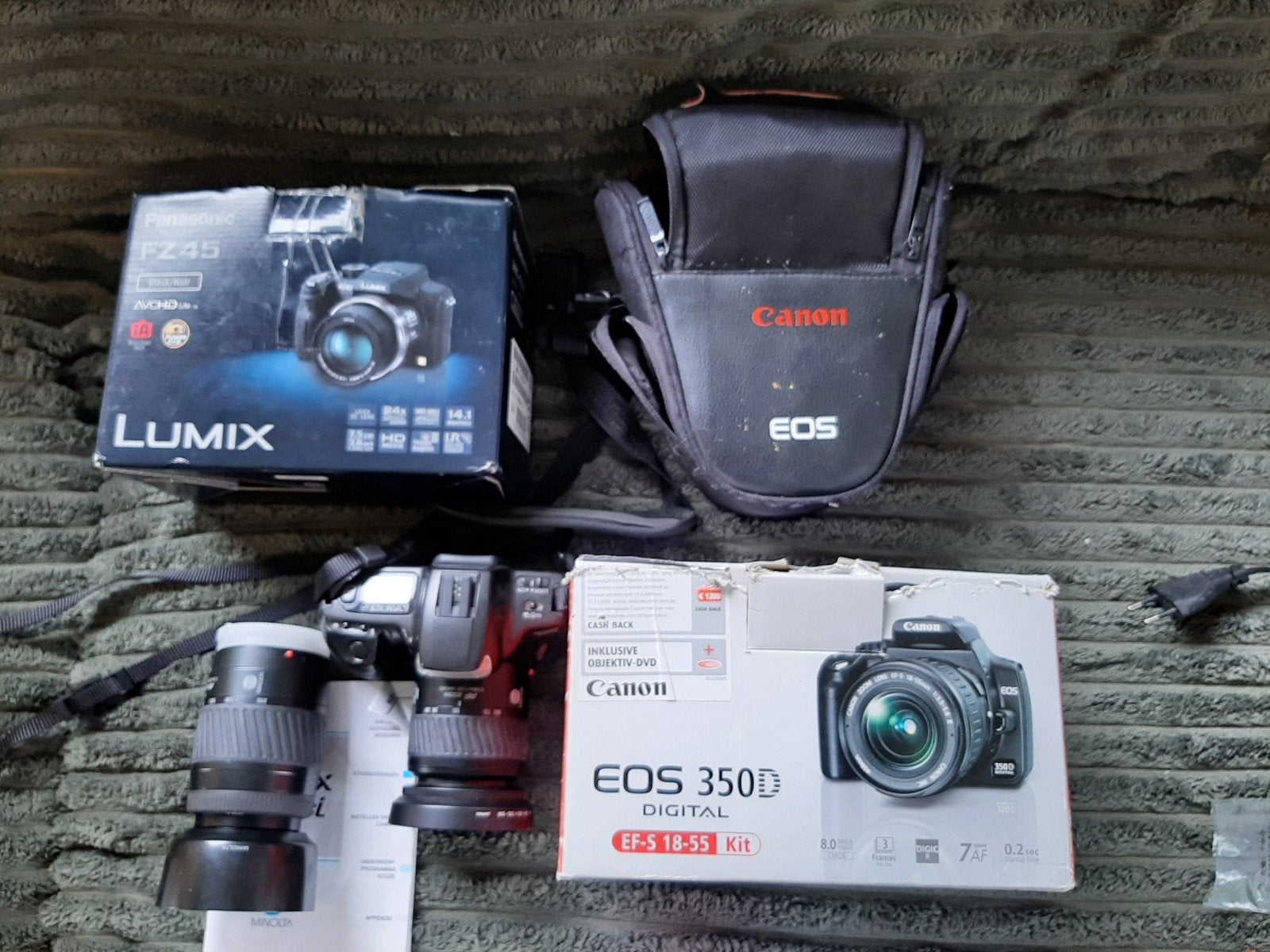 3 camera's: Canon, Panasonic, Minolta incl. handleiding, Ophalen of Verzenden, Gebruikt