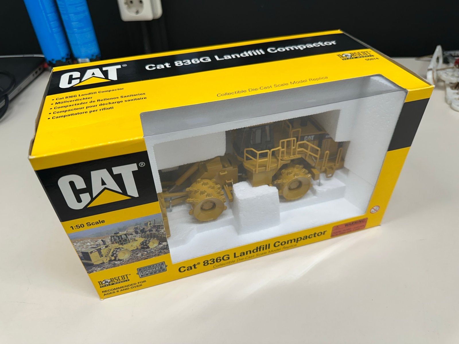 CAT 836G Landfill Compactor - Norscot Schaalmodel 1:50, 1:50 of kleiner, Overige typen, Nieuw, Ophalen