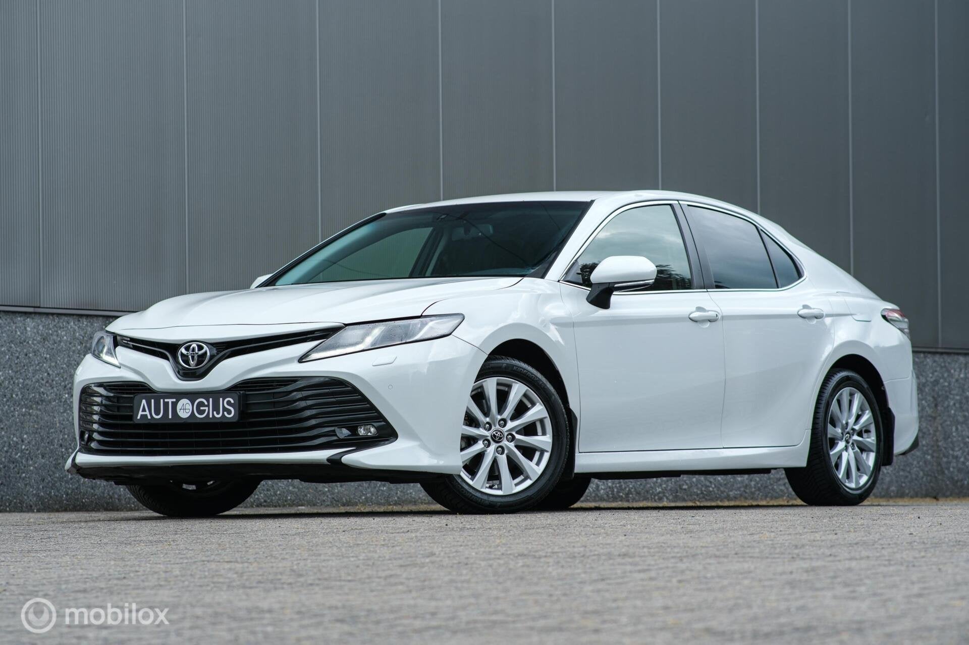 Toyota Camry 2.5 Executive | Dealer onderhouden | Leder | un, Gebruikt, 4 cilinders, 2487 cc, 1507 kg