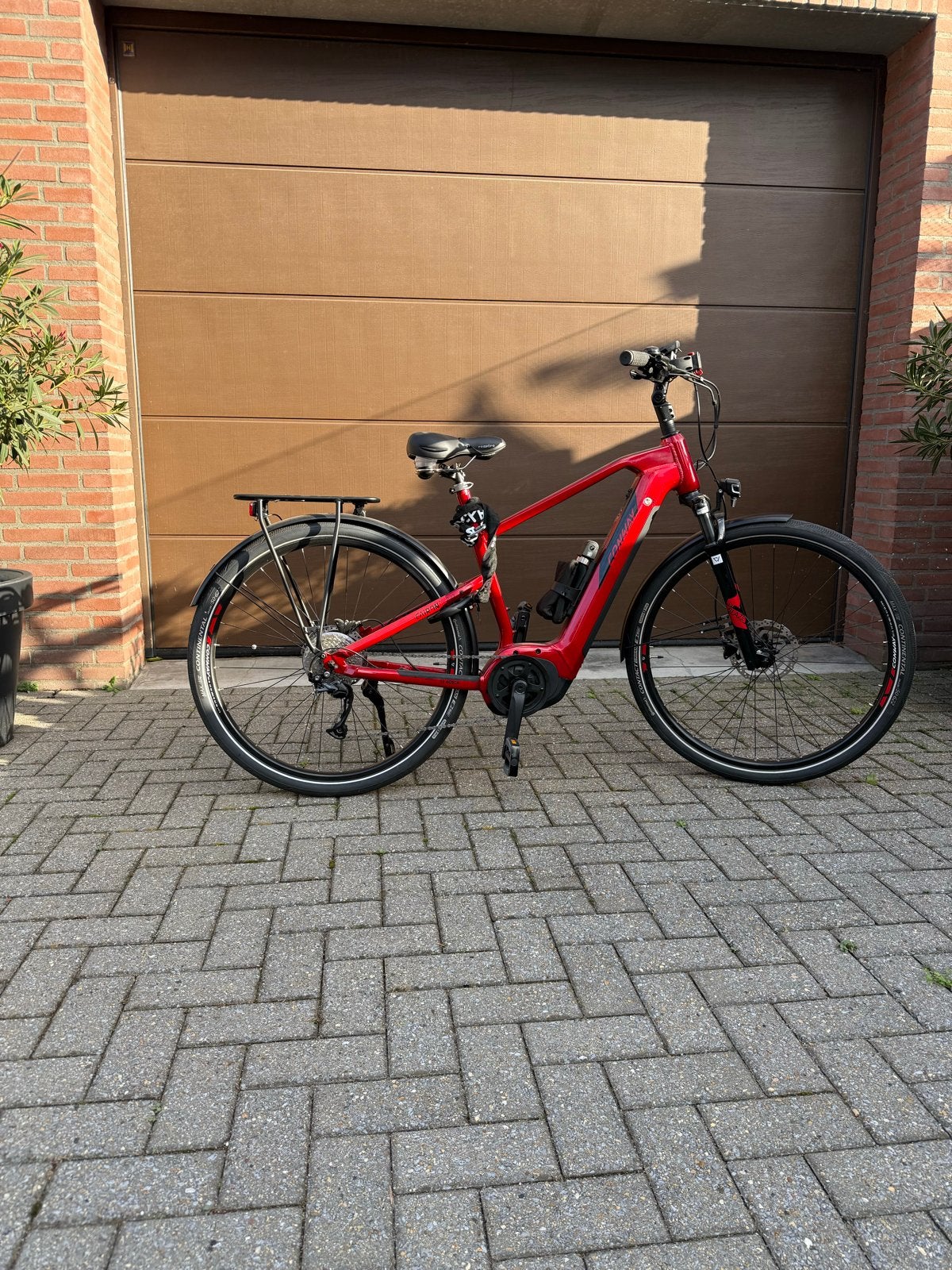 2x Nieuwe elektrische fietsen - Bosch motor, 625Wh accu, Fietsen en Brommers, Zo goed als nieuw, 50 km per accu of meer, 55 tot 59 cm