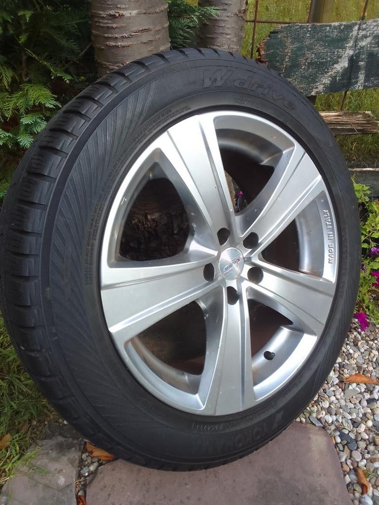 Goede winter banden van lexus 450h, Ophalen of Verzenden, Winterbanden