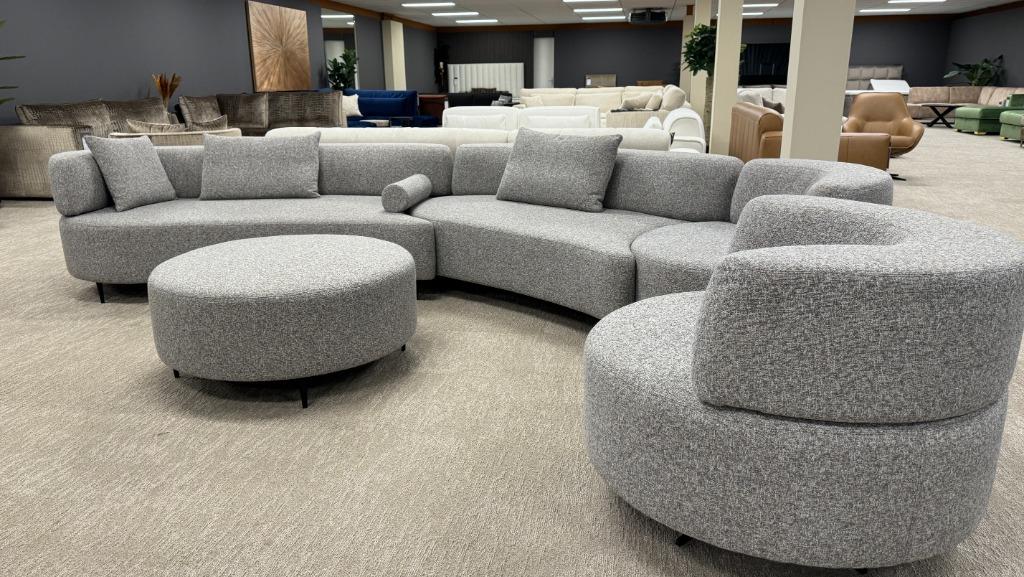 Direct ophalen| Ultieme zitcomfort | Bank | Utrecht, Ophalen, 75 tot 100 cm, Rechte bank, New model 2024, Eric Kuster, Modern, Modulair, Bouclé, Teddy