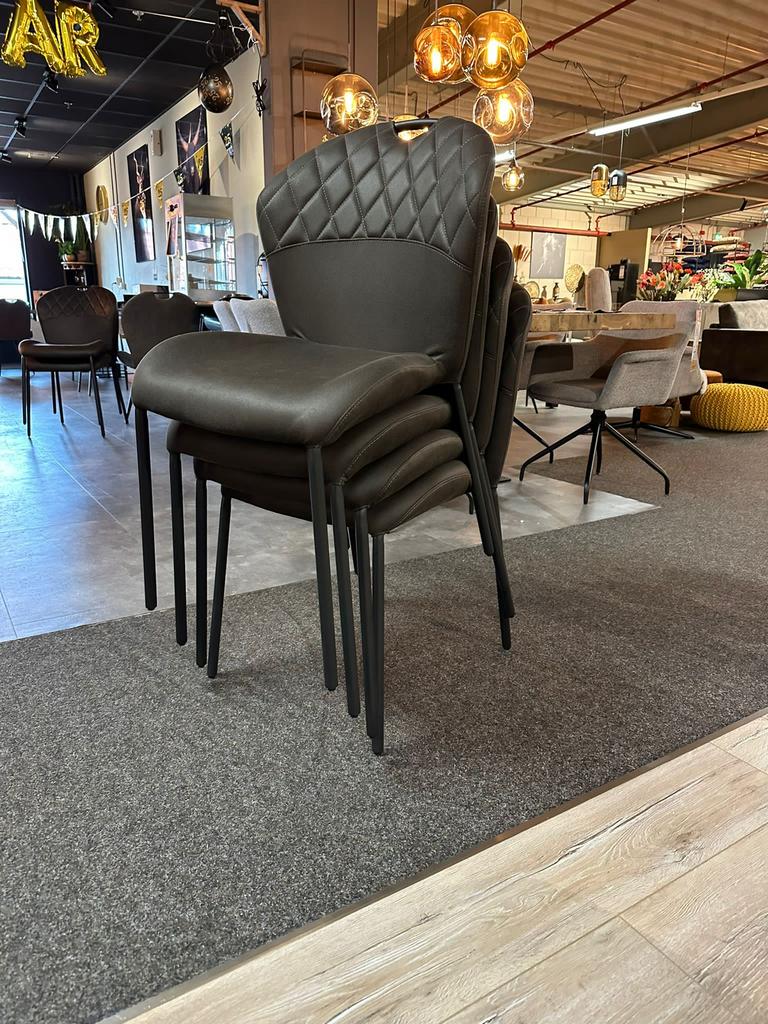 ** ACTIE STAPELBARE EETKAMERSTOEL **  LEVERBAAR IN 3 KLEUREN, Ophalen, Nieuw in verpakking, Meubilair