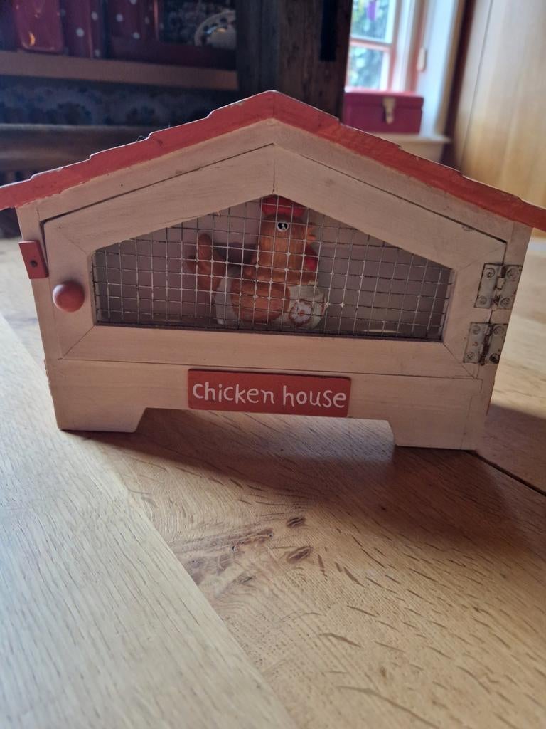 PAAS DECORATIE CHICKEN HOUSE, Diversen, Pasen, Ophalen of Verzenden