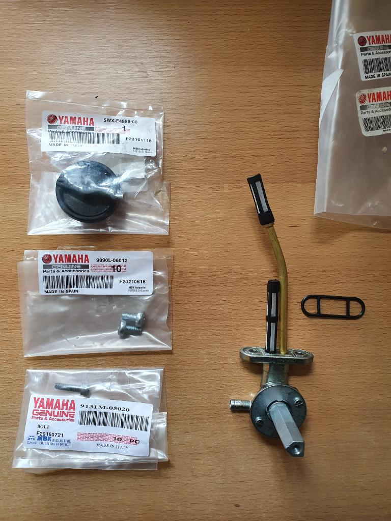 NIEUW Yamaha TZR Benzinekraan Brandstofkraan TZR50 OEM Dop, Tank, Benzinekraan, Yamaha, Nieuw