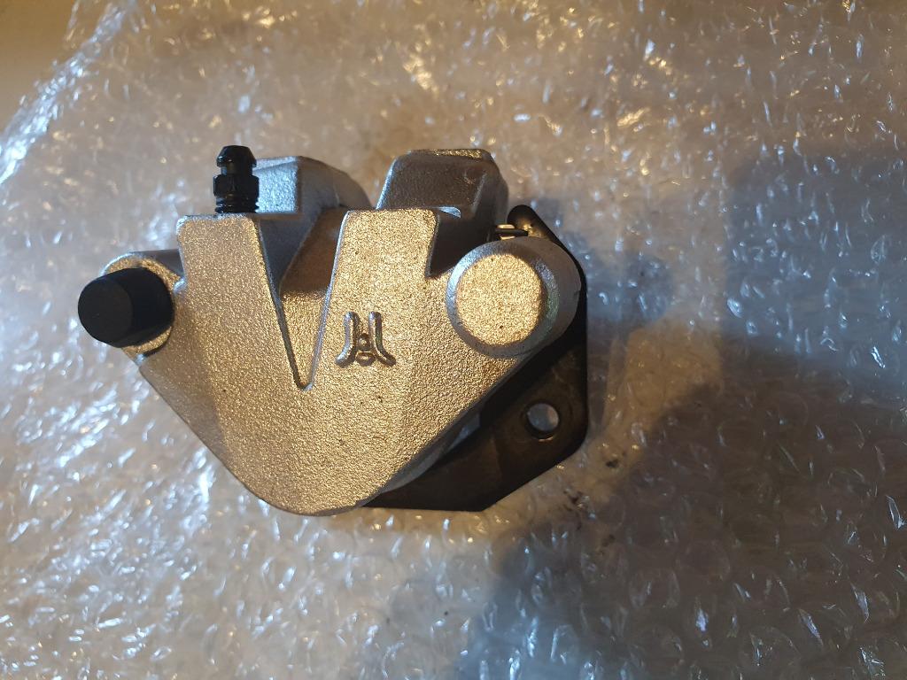 Achterremklauw APRILIA RS4 50 / 125 Derbi GPR 50 2T 2B000735, Ophalen of Verzenden, Nieuw, Frame, Derbi