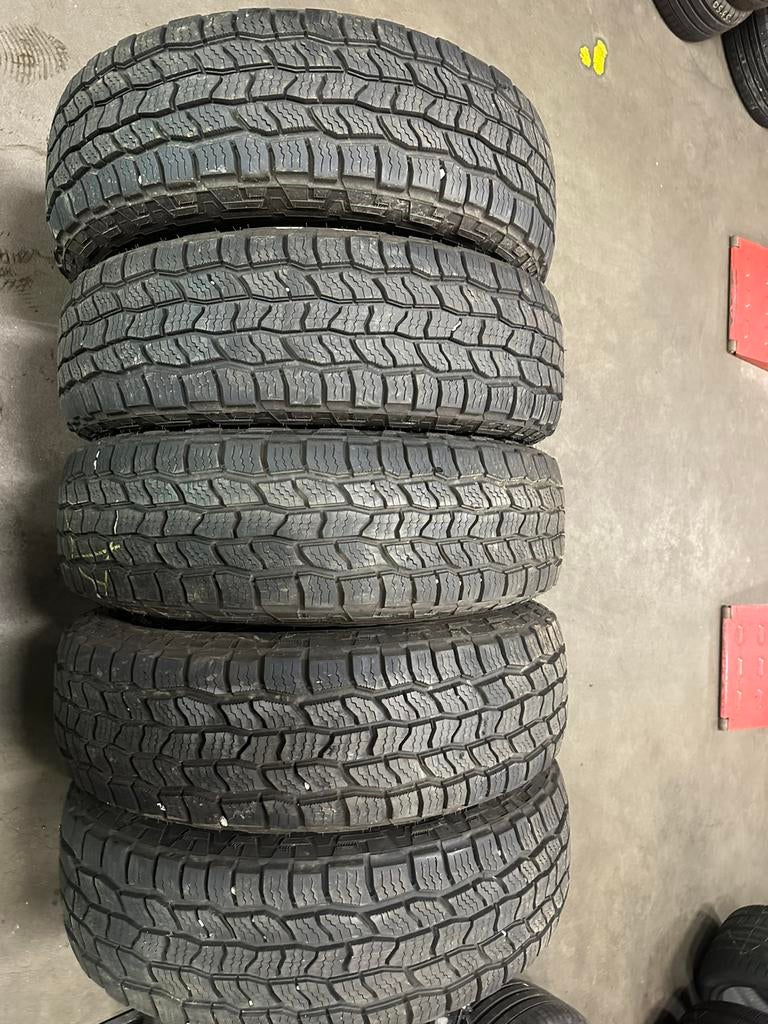 255 75 17 Cooper Discoveren AT Offroad All Terrein banden, Auto-onderdelen, Banden en Velgen, Ophalen of Verzenden, 17 inch, All Season