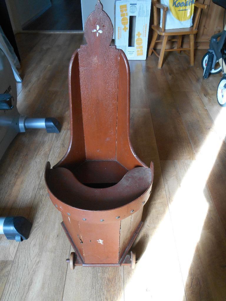 antiek  stoeltje mooi  35 e  met heubach pop 125e, Ophalen of Verzenden, Gebruikt, Pop