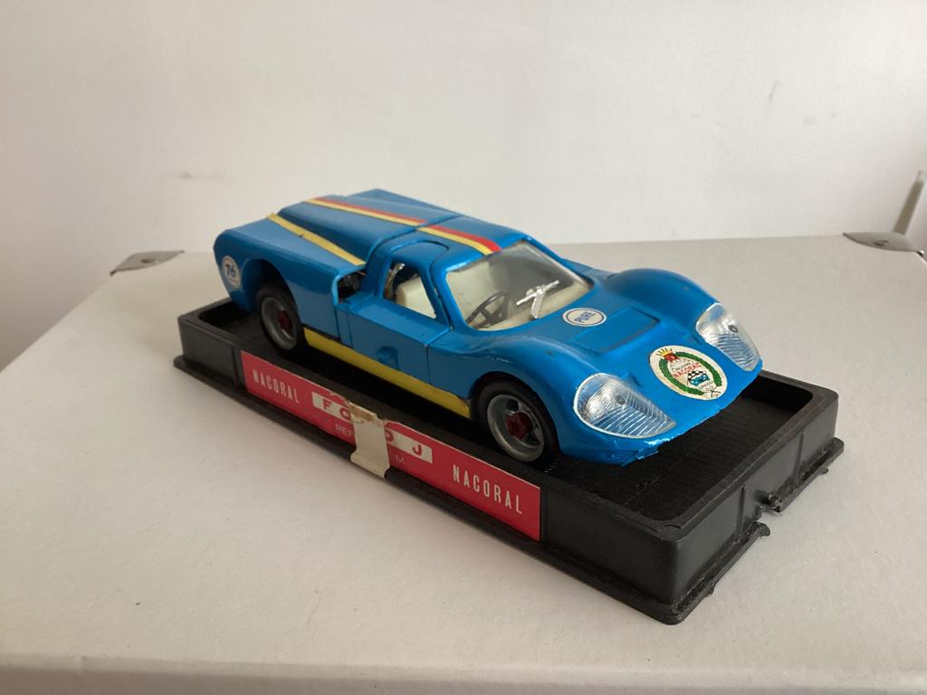 Nacoral Ford J 1:24, Hobby en Vrije tijd, Modelauto's | 1:24, Ophalen of Verzenden, Zo goed als nieuw
