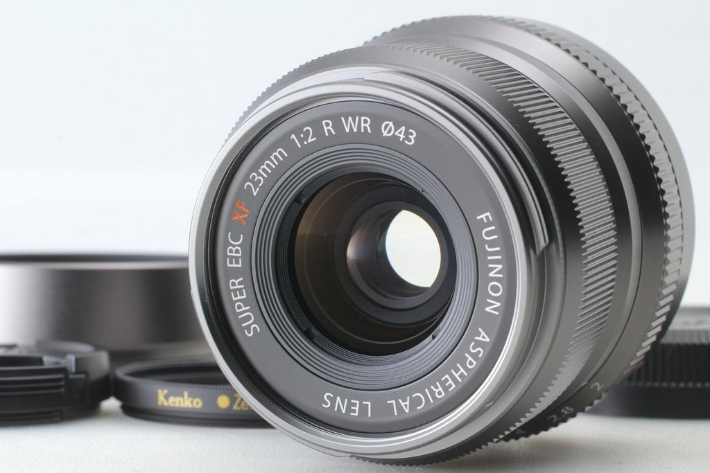 Fujifilm 23mm F/2 WR Graphite - Japan Editie, Audio, Tv en Foto, Fotografie | Lenzen en Objectieven, Ophalen of Verzenden, Zo goed als nieuw