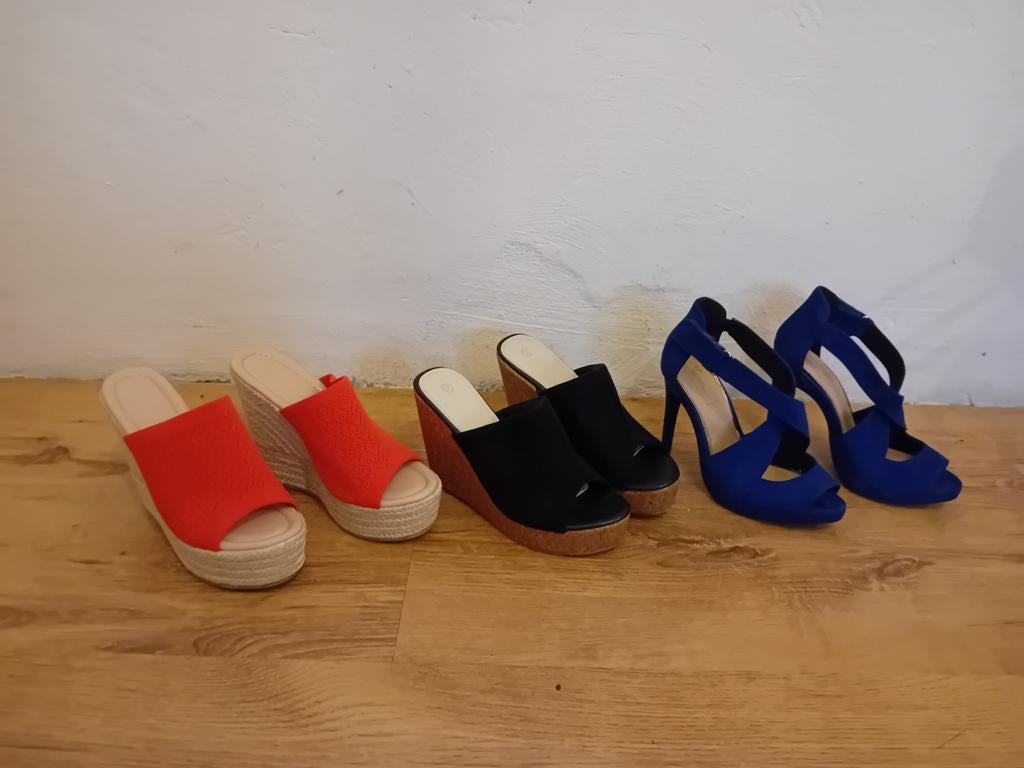 Sleehakken en sandalen / pumps maat 35 nog nooit gedragen, Ophalen of Verzenden, Nieuw