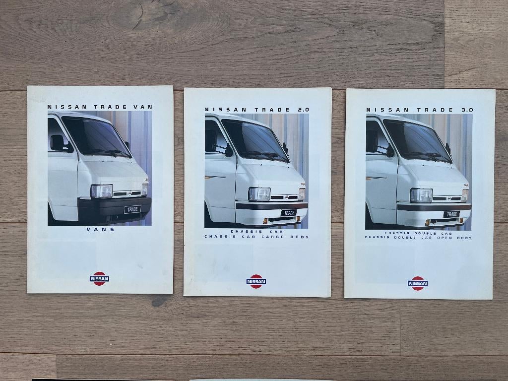 NISSAN TRADE FOLDERS, Ophalen of Verzenden, Gelezen, Nissan