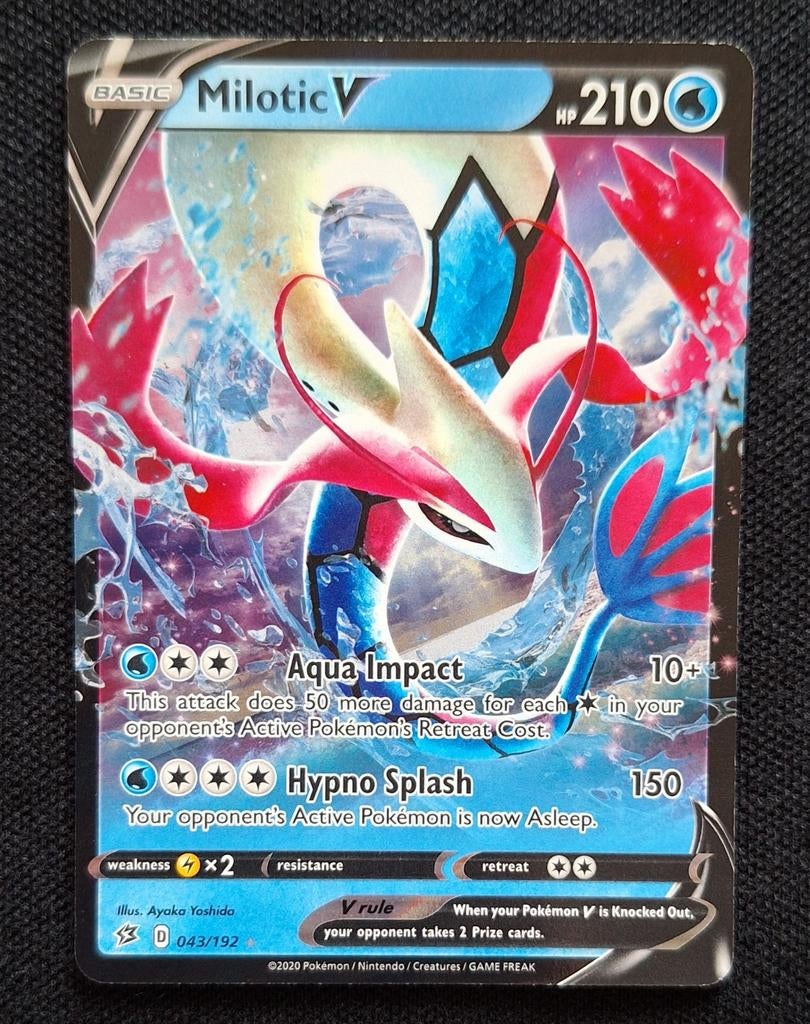 Pokémon Milotic V 043/192 Rebel Clash, Hobby en Vrije tijd, Verzamelkaartspellen | Pokémon, Zo goed als nieuw, Losse kaart, Foil