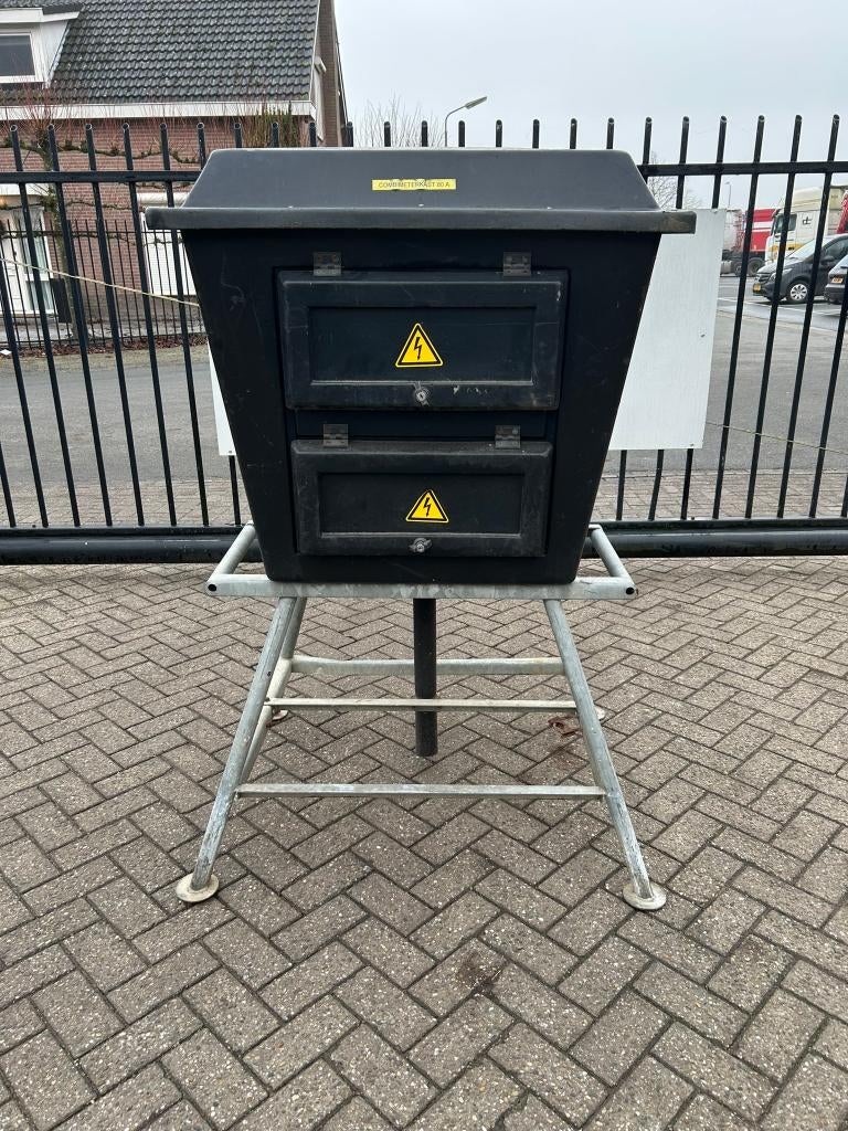 Bos Master bouwstroomkast/bouwaansluitkast 63A gebruikt, Ophalen, Gebruikt, Kabel of Snoer