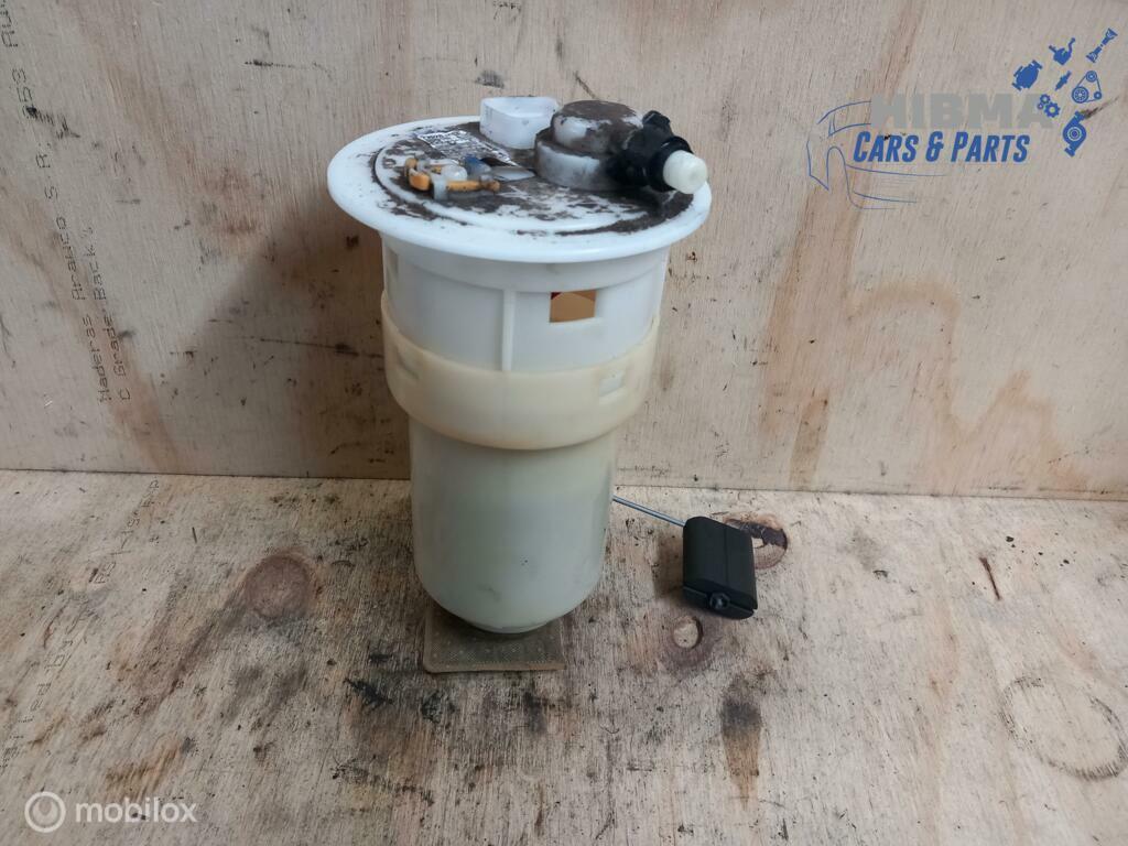 Toyota Yaris I 1.3 16v Brandstofpomp 77020-0D010 1999 - 2005, Ophalen of Verzenden, Gebruikt