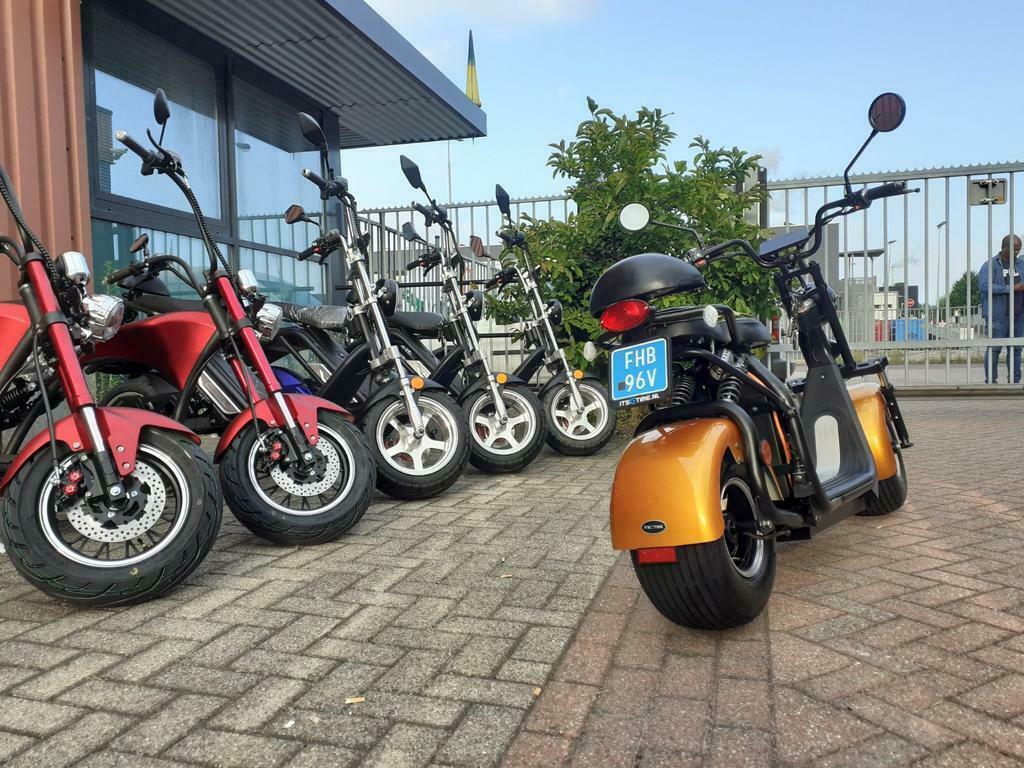 Foto 8 van "ItsEtime " Phat Boy III de Luxe edition electrische scooter