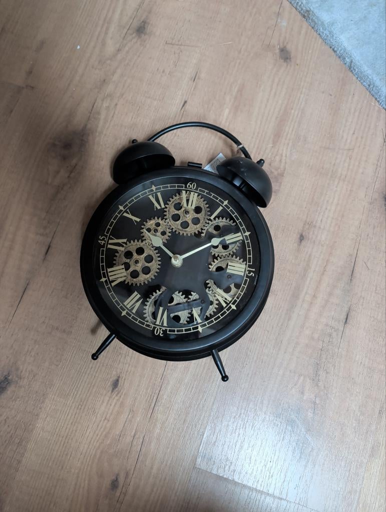 Metalen Klok met Tandwielen, Huis en Inrichting, Woonaccessoires | Klokken, Ophalen of Verzenden, Nieuw, Analoog, Wekker of Tafelklok