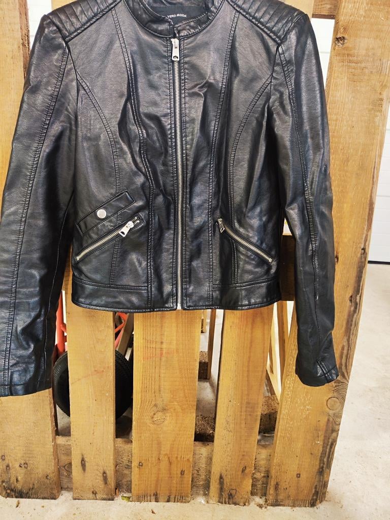 Zwarte Vero Moda Jasje - Maat M, Maat 38/40 (M), Vero Moda, Zwart, Ophalen of Verzenden