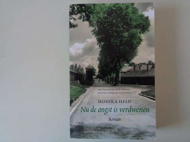 18122.-6-2 : Nu de angst is verdwenen - M. Held. CA, Ophalen of Verzenden, Zo goed als nieuw