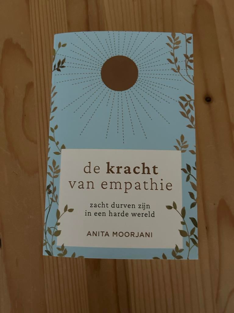 Anita Moorjani - De kracht van empathie, Boeken, Ophalen of Verzenden, Nieuw, Anita Moorjani