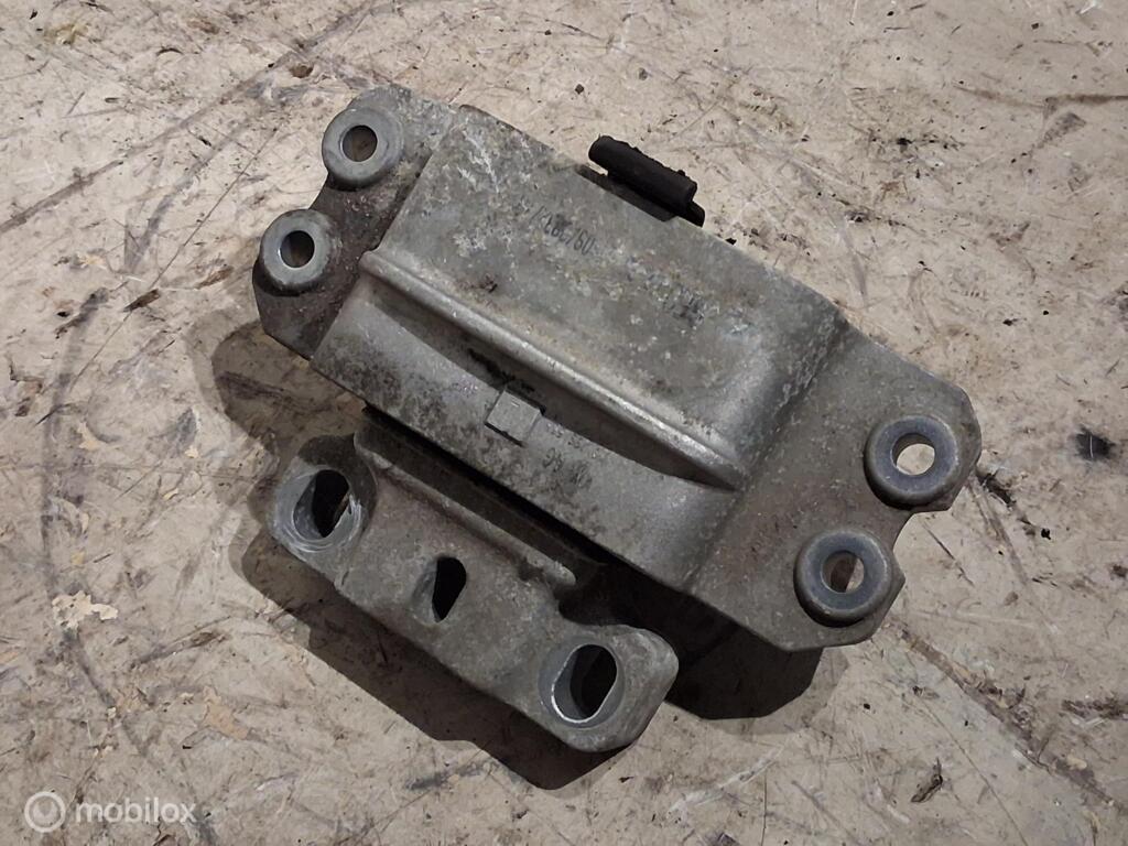 Versnellingsbak steun Audi A3 8P 1.4 TFSI('03-'12)1K0199555L, Auto-onderdelen, Transmissie en Toebehoren, Audi, Gebruikt, Audi