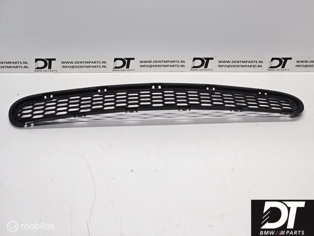 Grill BMW M3 E92 S65 V8 S65B40 E93 51128040877, Gebruikt, Ophalen of Verzenden, BMW, BMW