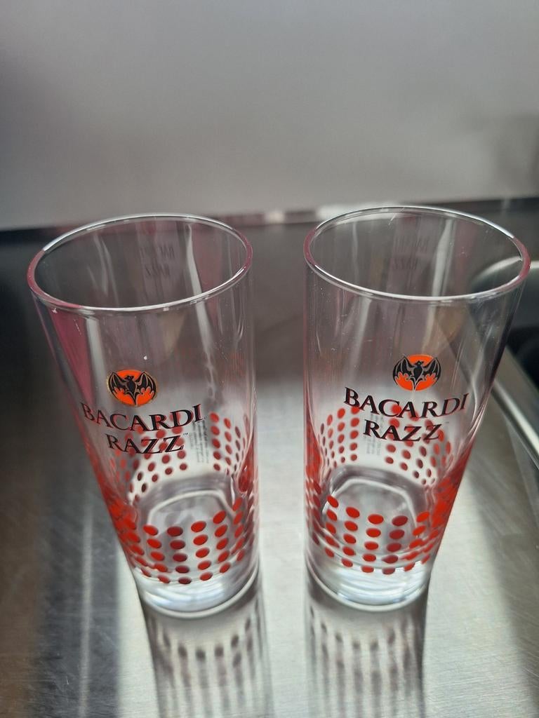 BACARDI RAZZ long drink glazen 2 stuks, Ophalen of Verzenden, Zo goed als nieuw, Borrel- of Shotglas
