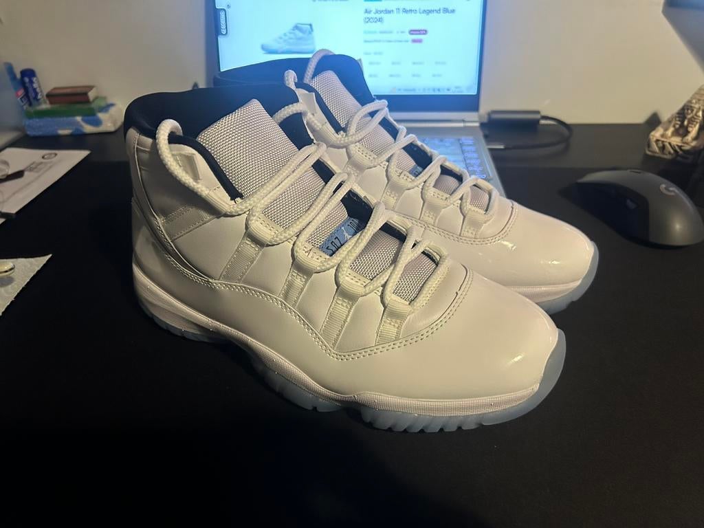 Jordan 11 retro legend blue maat 43, Kleding | Heren, Schoenen, Ophalen of Verzenden, Zo goed als nieuw, Blauw