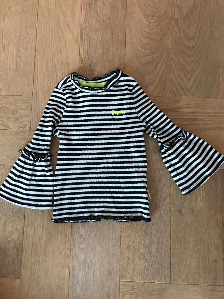 ZGAN Gaaf shirt met opvallende mouwen van Vingino mt 110, Kinderen en Baby's, Kinderkleding | Maat 110, Meisje, Ophalen of Verzenden