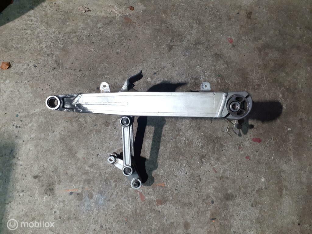 Achterbrug achtervork brug vork Paso 750 906 aluminium, Motoren, Ophalen of Verzenden, Gebruikt