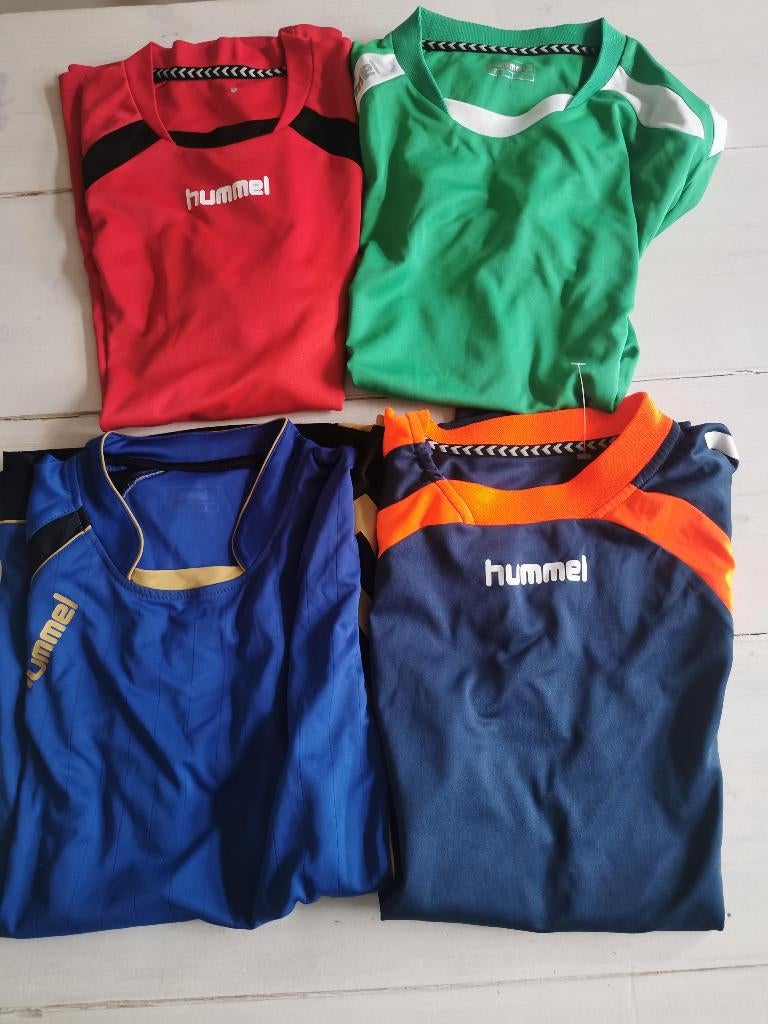 voetbal shirts van Hummel , nike, adidas en een hummelset., Maat S, Ophalen, Shirt