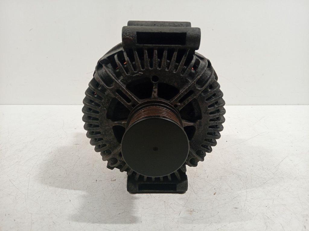 Dynamo Chrysler 300 C, Auto-onderdelen, Motor en Toebehoren, Onderdelen@venauto.nl, Van der Ven Autorecycling B.V., Gebruikt, Ettenseweg 76, 4706 PB Roosendaal, The Netherlands