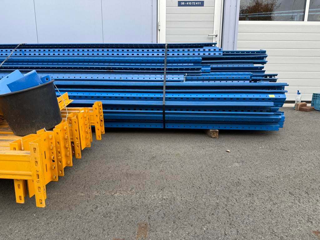 Palletstelling losse staanders en stijlen, Ophalen