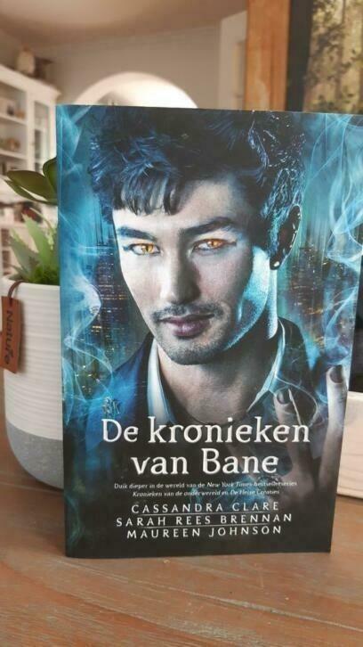 Cassandra Clare: de Kronieken van Bane, pb Nederlands zgan, Ophalen of Verzenden, Cassandra Clare