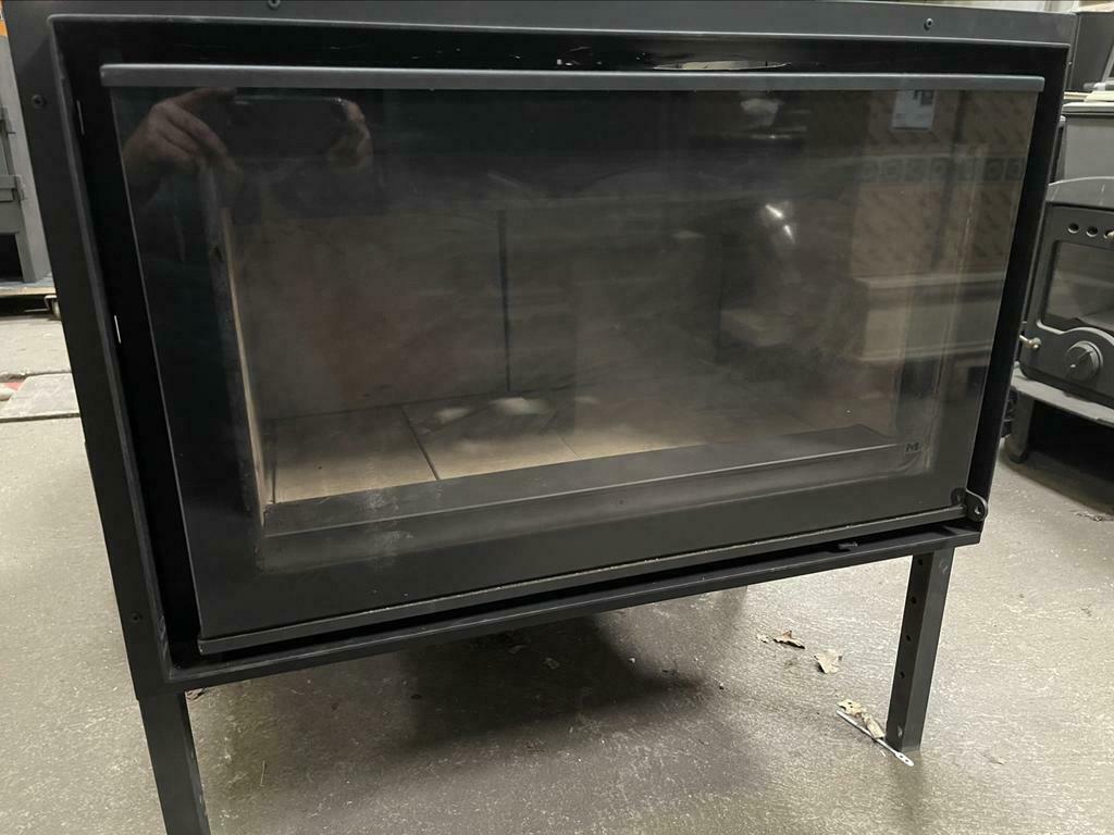 !!!!! Demo model M DESIGN Venus 700 75 cm inbouwmaat   !!, Houtkachel, Ophalen of Verzenden, Zo goed als nieuw, Inbouw