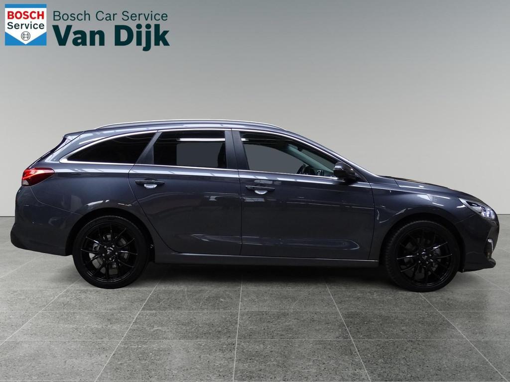 Hyundai i30 Wagon 1.4 T-GDI 140pk Premium/ Carplay/ Trekhaak, Voorwielaandrijving, 4 cilinders, Leder en Stof, Origineel Nederlands