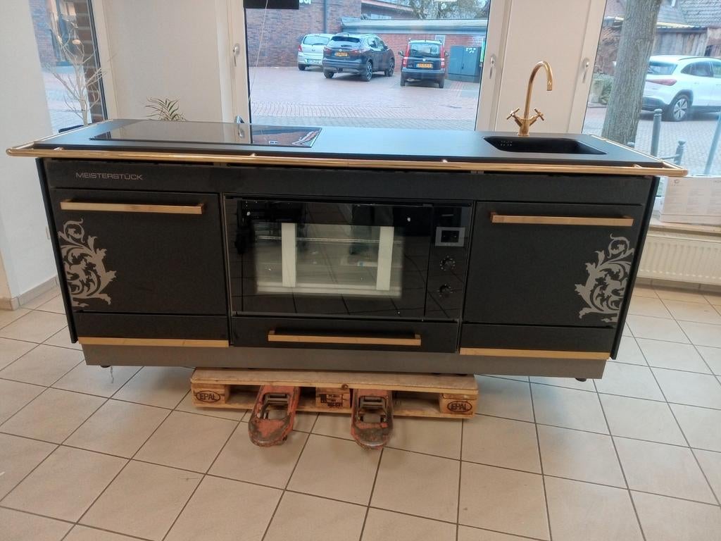 Nieuwe Luxe buitenkeuken - kookeiland van Kuppersbusch, Ophalen, Nieuw, Elektrisch
