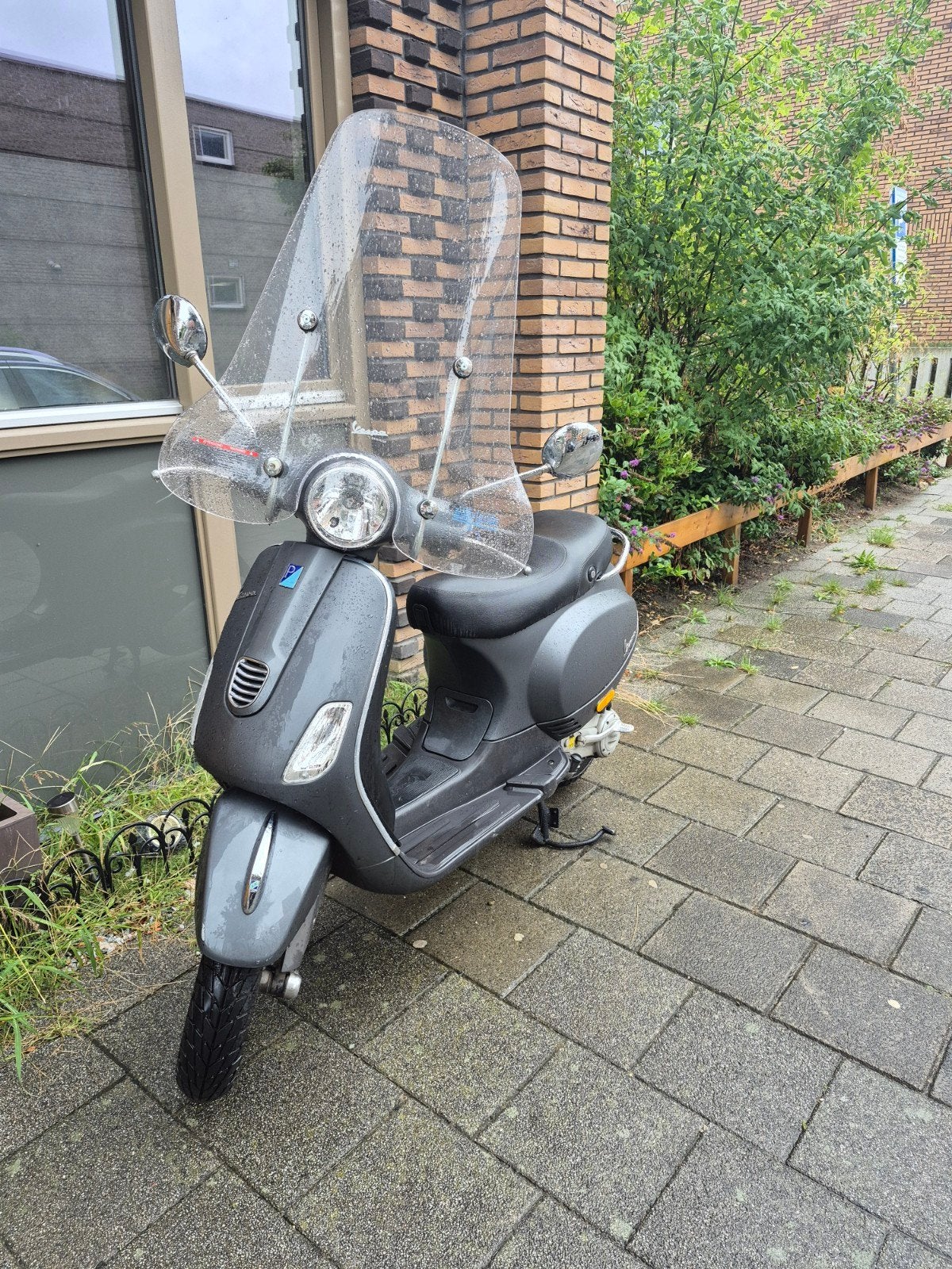 Vespa LX scooter - Gebruikt met lichte schade, Fietsen en Brommers, Scooters | Vespa, Ophalen, Gebruikt, Maximaal 45 km/u, Benzine